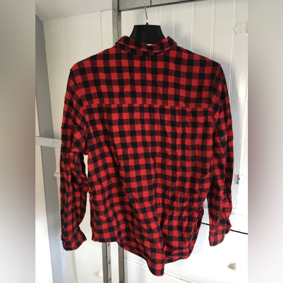 Universal Threads Buffalo Check button down - Picture 3 of 3